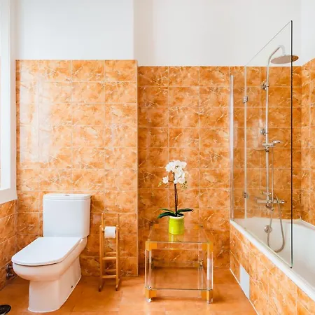 Appartamento Bright & Beautiful Floor Graca Flat Lisbona