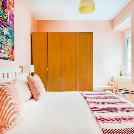 Bright & Beautiful Floor Graca Flat Apartment